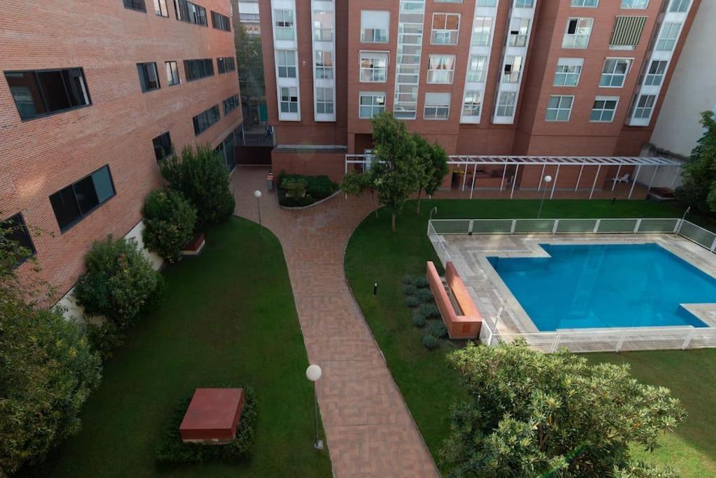 马德里Vivienda Con Zona De Trabajo, Piscina Y Parking公寓 外观 照片