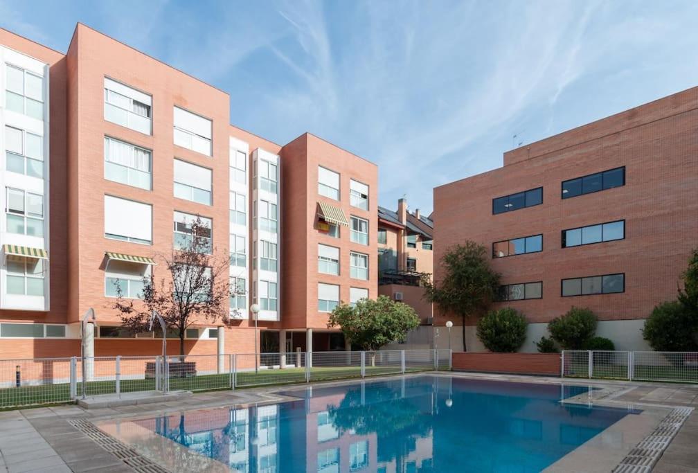 马德里Vivienda Con Zona De Trabajo, Piscina Y Parking公寓 外观 照片